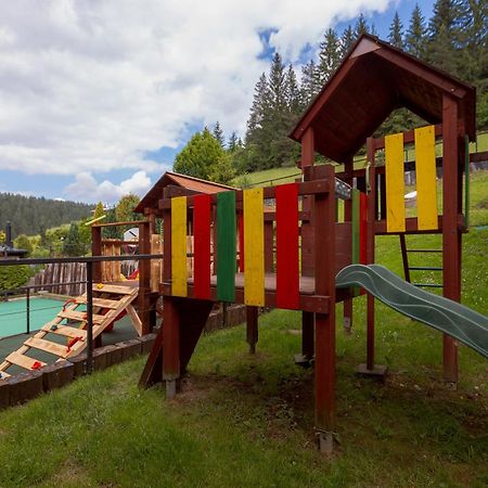 Wellness Rezort Janosikov Dvor Зазріва Екстер'єр фото