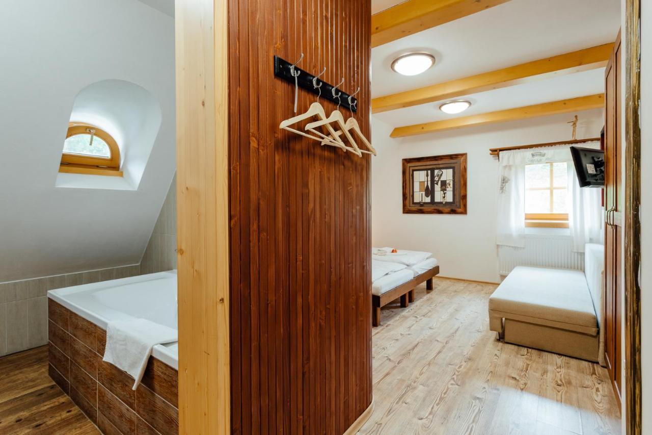 Wellness Rezort Janosikov Dvor Зазріва Екстер'єр фото